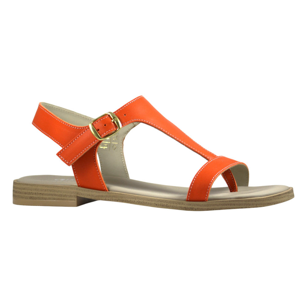 Sandalo in pelle arancio con T-bar – dettaglio laterale – Cristhàlia Outlet